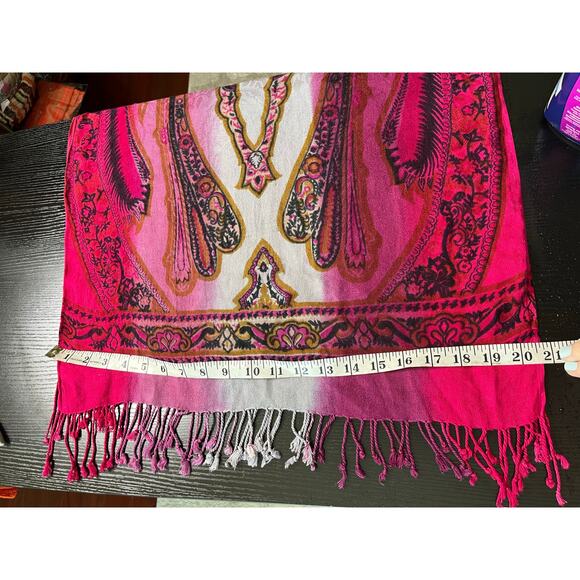 Vintage Pashmina Style Scarf - Picture 4 of 4